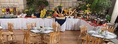 Akros By Bluebay Quito Hotel