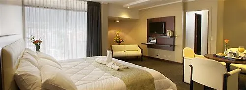 Hotel Akros By Bluebay Quito