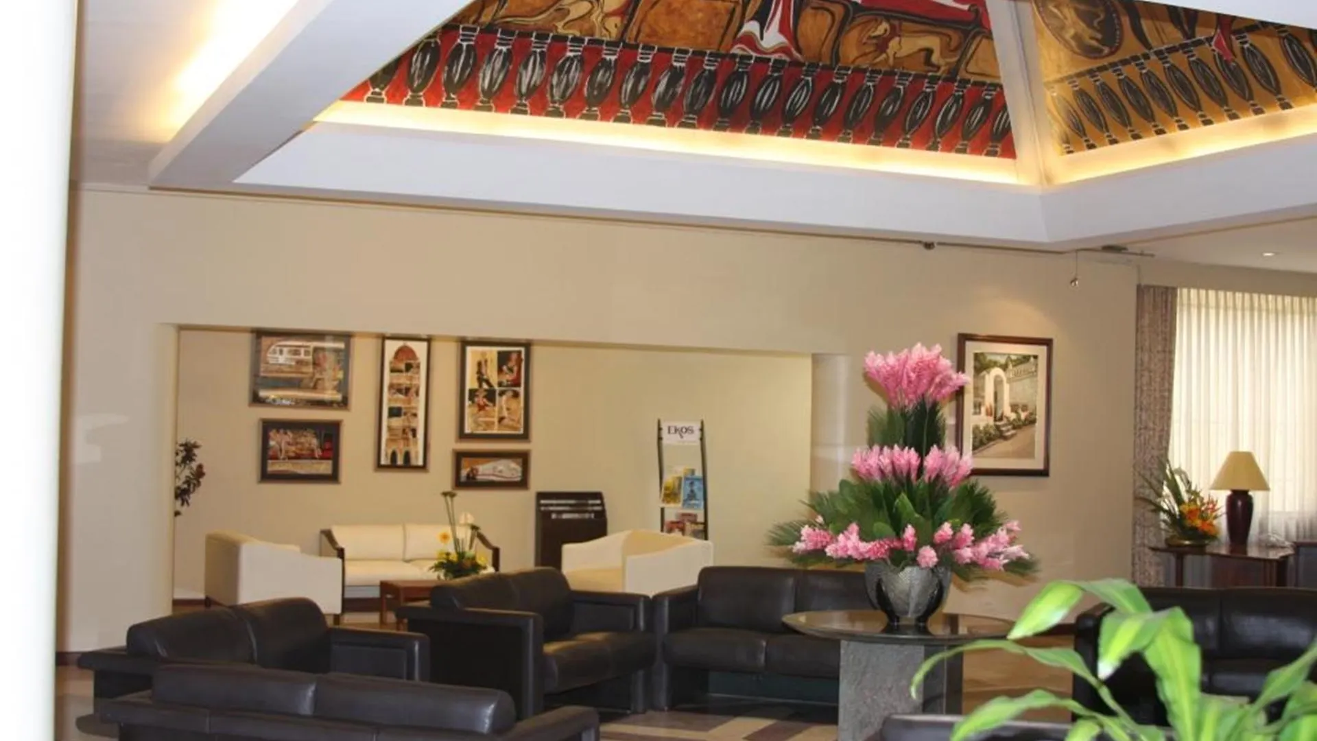 Akros By Bluebay Quito Hotel