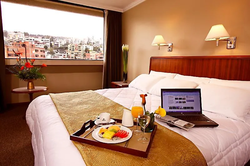Hotel Akros By Bluebay Quito